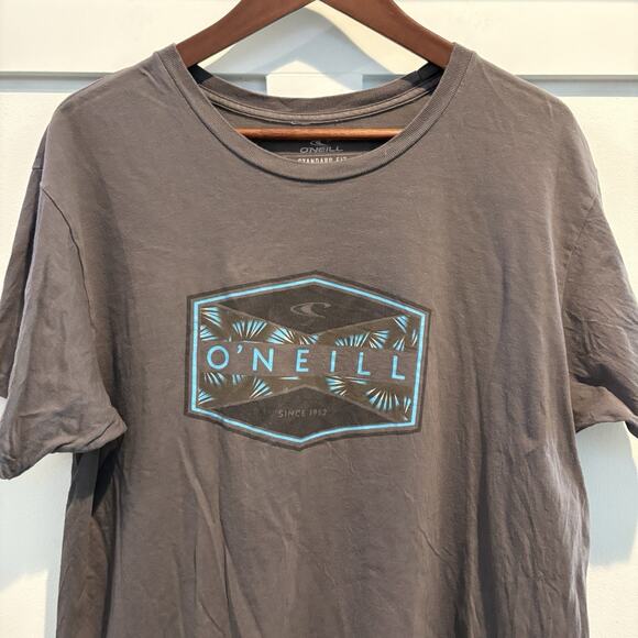 O’Neill‎ Shirt Men Sz Large Dark Gray Short Sleeve Graphic Tee Surf Beach Casual - Picture 1 of 9